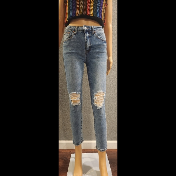Highrise Distressed Jeans - Picture 3 of 16
